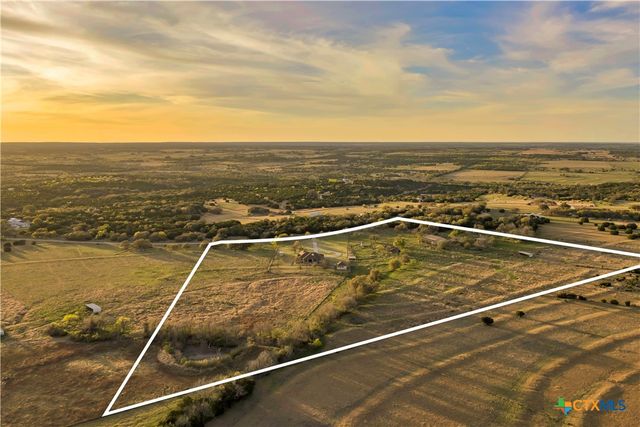 301 County Road 253, Bertram, TX 78605