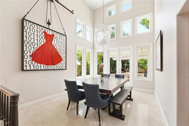 21171 Hillsdale Lane, Huntington Beach, CA 92646