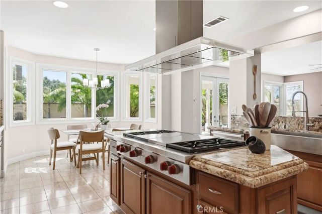21171 Hillsdale Lane, Huntington Beach, CA 92646