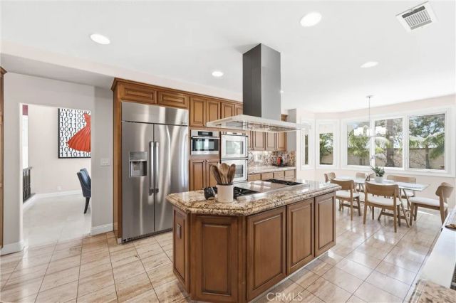 21171 Hillsdale Lane, Huntington Beach, CA 92646
