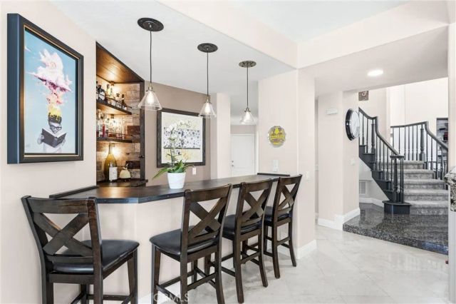 21171 Hillsdale Lane, Huntington Beach, CA 92646