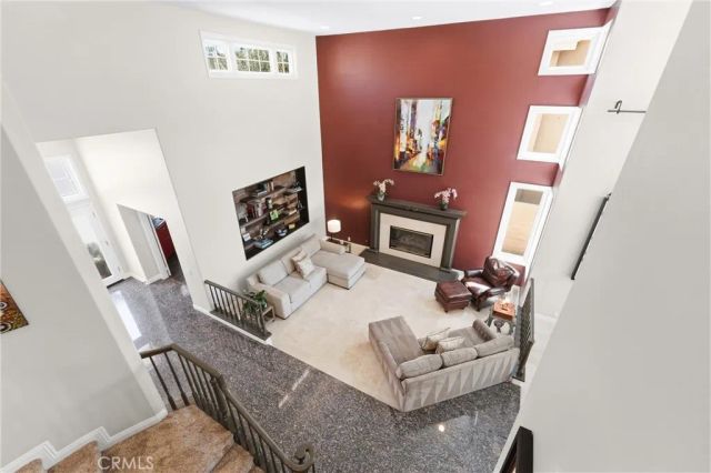 21171 Hillsdale Lane, Huntington Beach, CA 92646