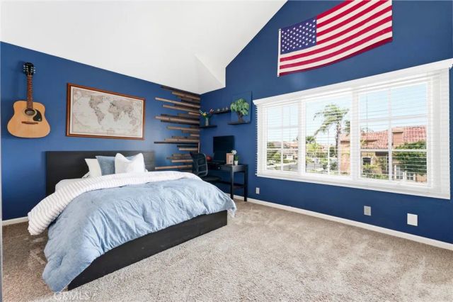21171 Hillsdale Lane, Huntington Beach, CA 92646