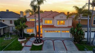 21171 Hillsdale Lane, Huntington Beach, CA 92646