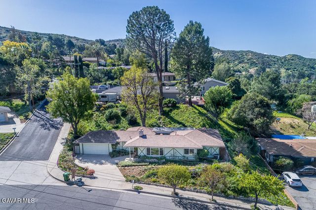 9780 Sombra Terrace, Sunland, CA 91040