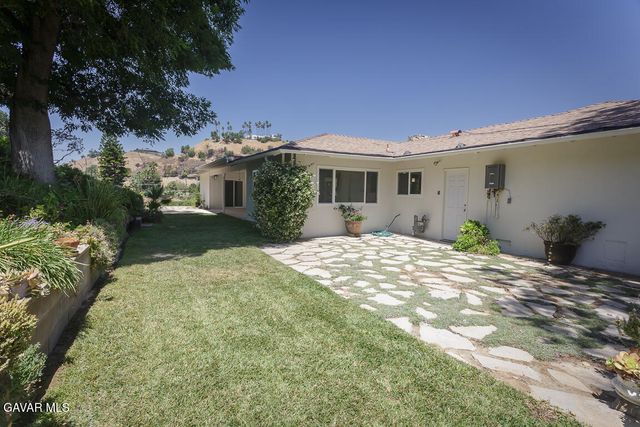9780 Sombra Terrace, Sunland, CA 91040