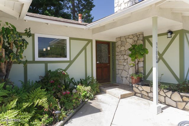 9780 Sombra Terrace, Sunland, CA 91040