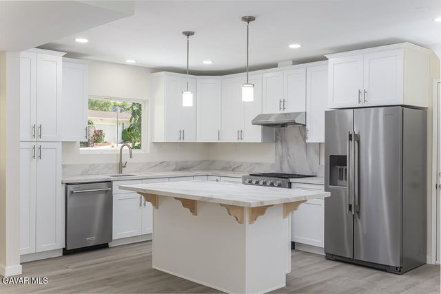 9780 Sombra Terrace, Sunland, CA 91040