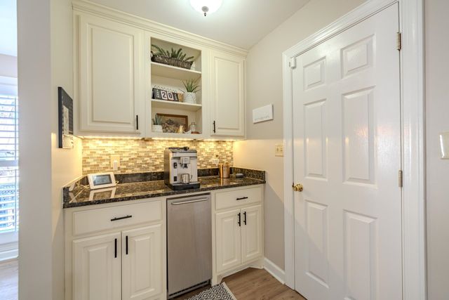 15 HAWKS NEST PATH, Savannah, TN 38372