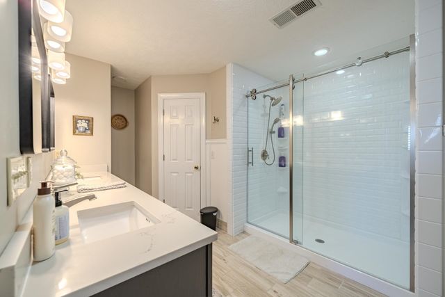 15 HAWKS NEST PATH, Savannah, TN 38372