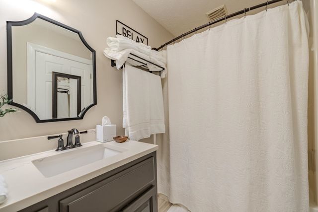 15 HAWKS NEST PATH, Savannah, TN 38372