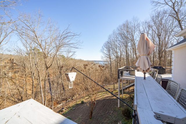 15 HAWKS NEST PATH, Savannah, TN 38372