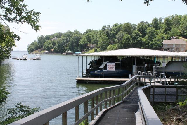 15 HAWKS NEST PATH, Savannah, TN 38372