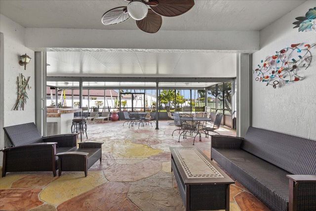 20300 SW 129th Place, Miami, FL 33177
