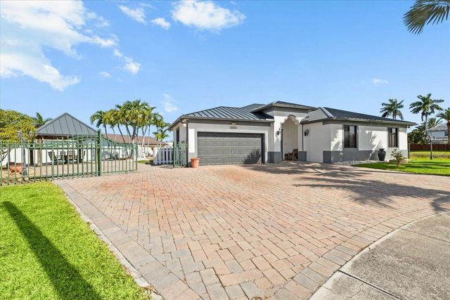 20300 SW 129th Place, Miami, FL 33177