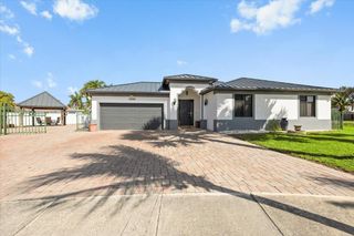 20300 SW 129th Place, Miami, FL 33177