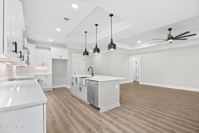 9410 Old Salem Way, Calabash, NC 28467