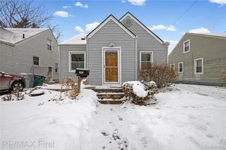 353 E Jarvis Avenue, Hazel Park, MI 48030