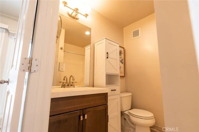 327 3rd Street V, Laguna Beach, CA 92651