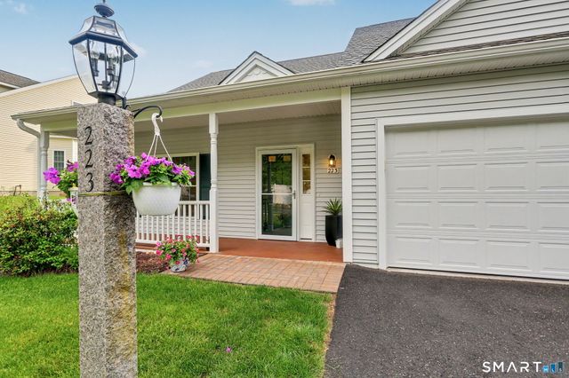 223 Meadow Brook Road 223, Oxford, CT 06478