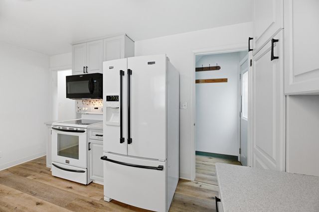 2018 8th Street N, Fargo, ND 58102
