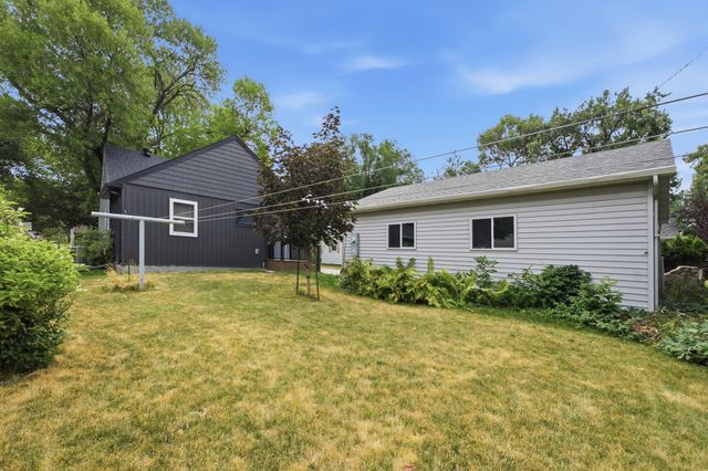 2018 8th Street N, Fargo, ND 58102
