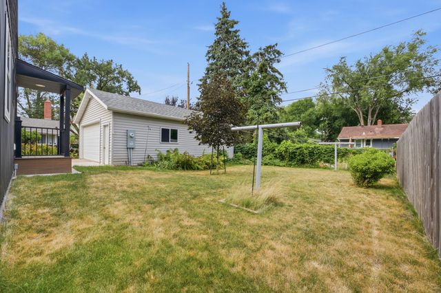 2018 8th Street N, Fargo, ND 58102