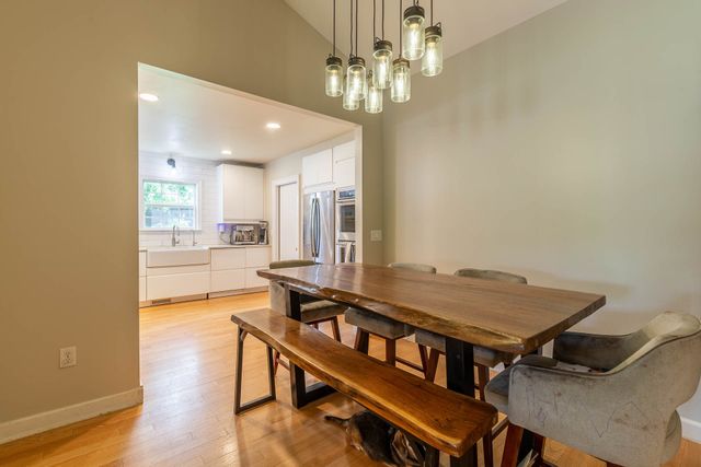 512 Twin Oaks Cir, Nashville, TN 37211