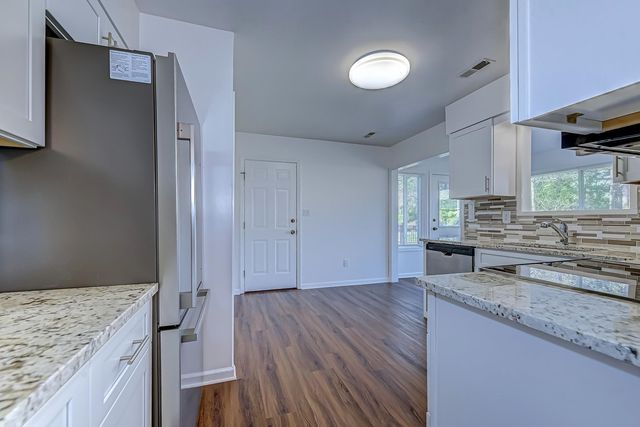 147 Woodlake Dr., Murrells Inlet, SC 29576