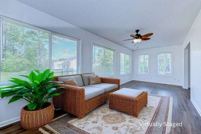 147 Woodlake Dr., Murrells Inlet, SC 29576