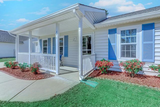 147 Woodlake Dr., Murrells Inlet, SC 29576