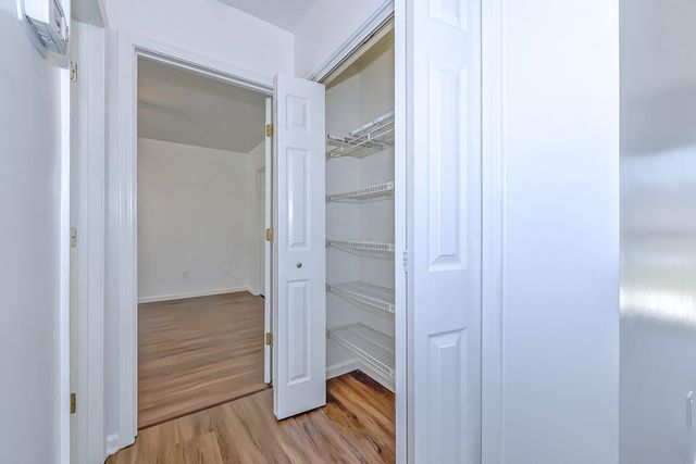 147 Woodlake Dr., Murrells Inlet, SC 29576