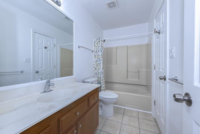 147 Woodlake Dr., Murrells Inlet, SC 29576