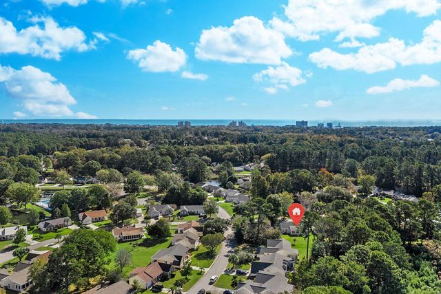 147 Woodlake Dr., Murrells Inlet, SC 29576