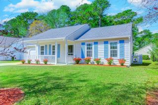 147 Woodlake Dr., Murrells Inlet, SC 29576