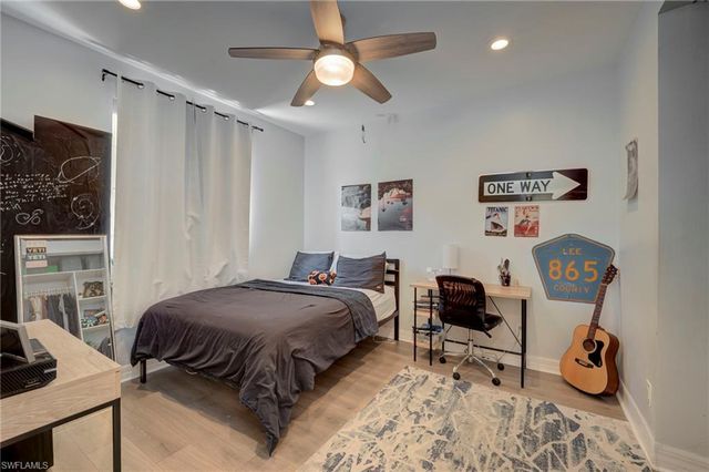 2112 Amargo WAY, Naples, FL 34119