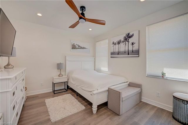 2112 Amargo WAY, Naples, FL 34119