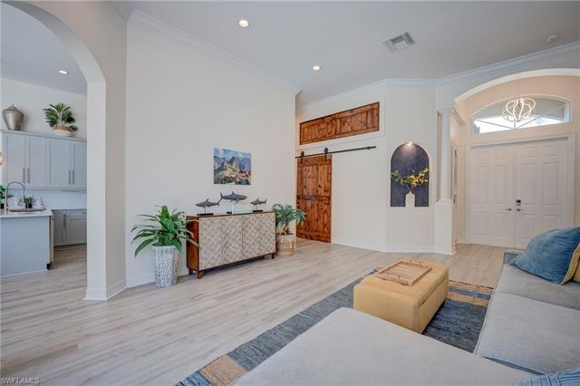 2112 Amargo WAY, Naples, FL 34119