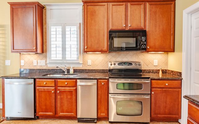 2708 Jamestown Court, Burlington, NC 27215