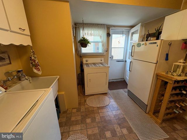 1045 FOSTER ST, Philadelphia, PA 19116