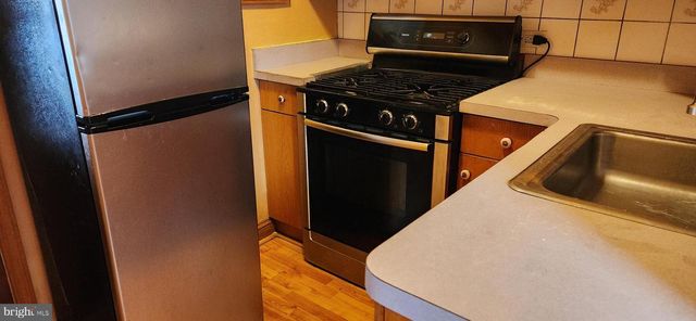 856 QUINTON AVE, Trenton, NJ 08629