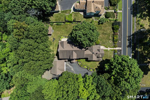 25 Clintonville Road, North Haven, CT 06473