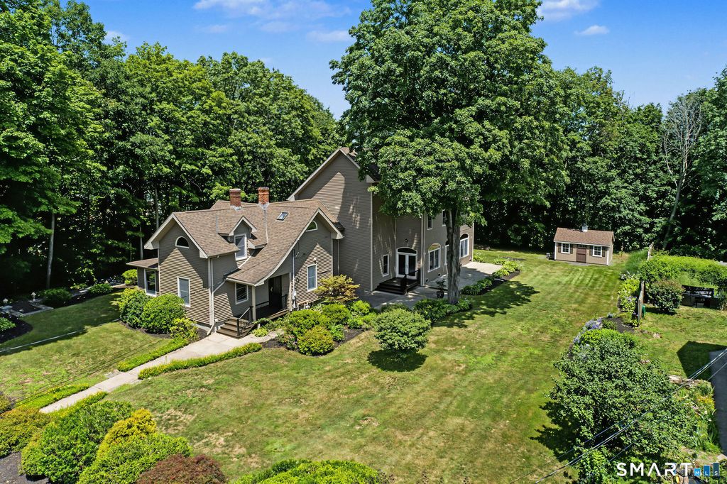 25 Clintonville Road, North Haven, CT 06473