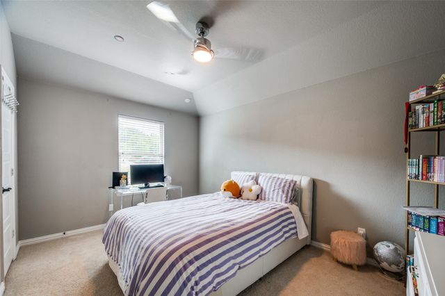7213 W Nirvana Circle, North Richland Hills, TX 76182