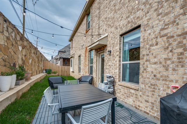 7213 W Nirvana Circle, North Richland Hills, TX 76182