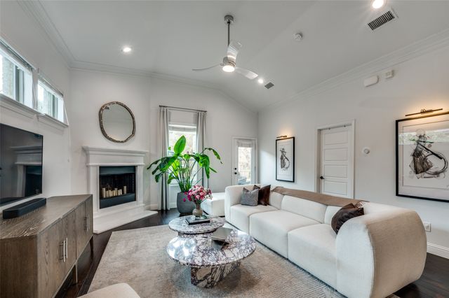 7213 W Nirvana Circle, North Richland Hills, TX 76182