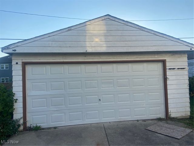 3197 W 90th Street, Cleveland, OH 44102