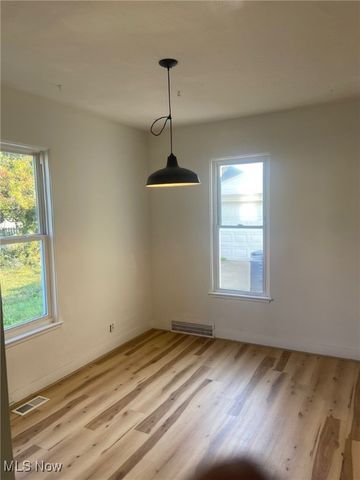 3197 W 90th Street, Cleveland, OH 44102