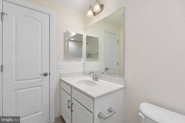 804 HOLLY CORNER RD, Fredericksburg, VA 22406