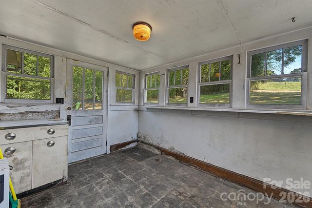 314 Trammell Avenue, Canton, NC 28716